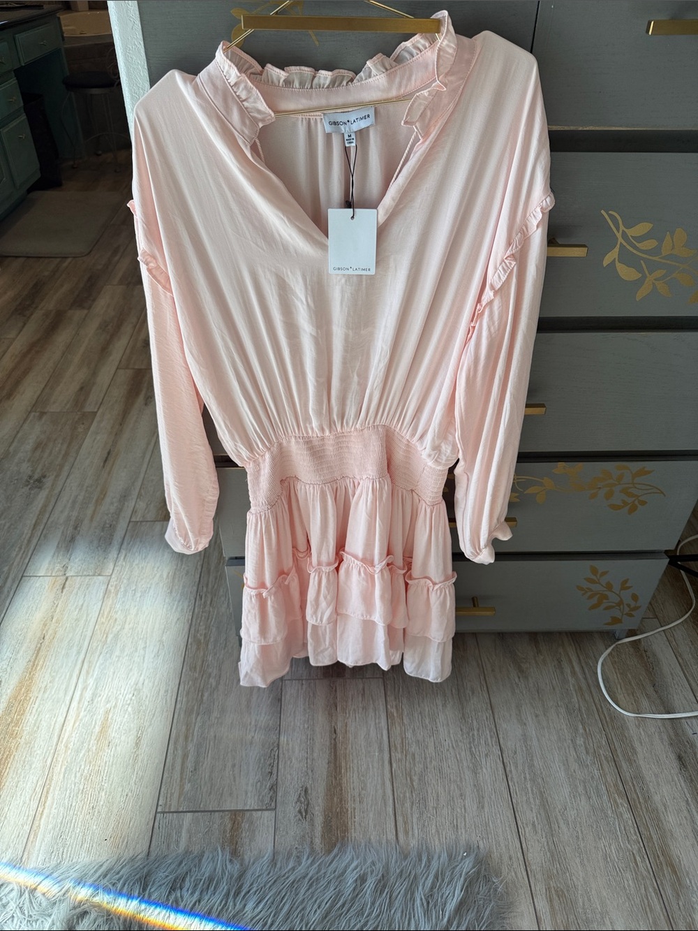 Gibson Latimer Light Pink Ruffle V-Neck Smocked Waist Tunic Dress